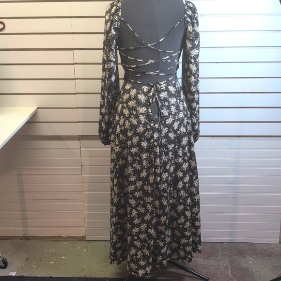 Lulus Found Your Bliss Floral Lace Up Back Fairy Midi Dress Size M NWT - Picture 6 of 11